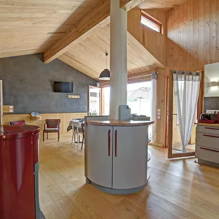 Landhuis Authentique Avec Terrasses Spacieuses - Fr-1-496-327 *