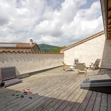 Landhuis Authentique Avec Terrasses Spacieuses - Fr-1-496-327