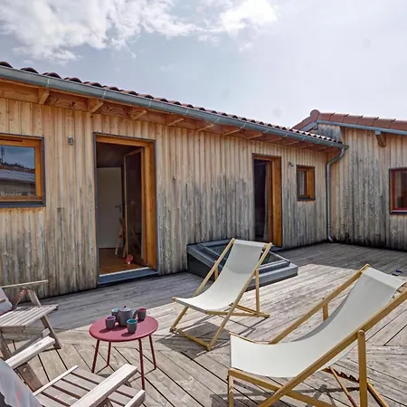 Landhuis Authentique Avec Terrasses Spacieuses - Fr-1-496-327 *